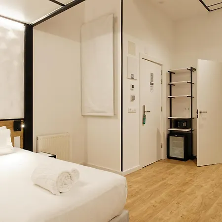 House 3*