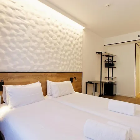 House 3* Barcelona