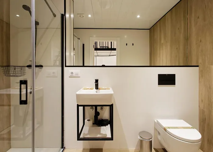 House Hotel 3*