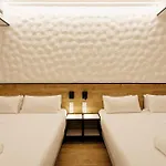 House Hotel