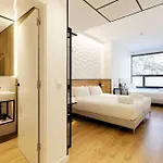House Hotel