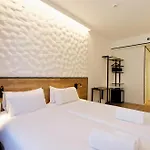 House 3* Barcellona