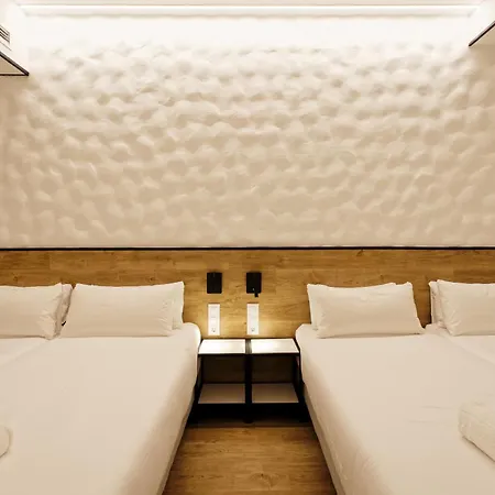 House Hotel