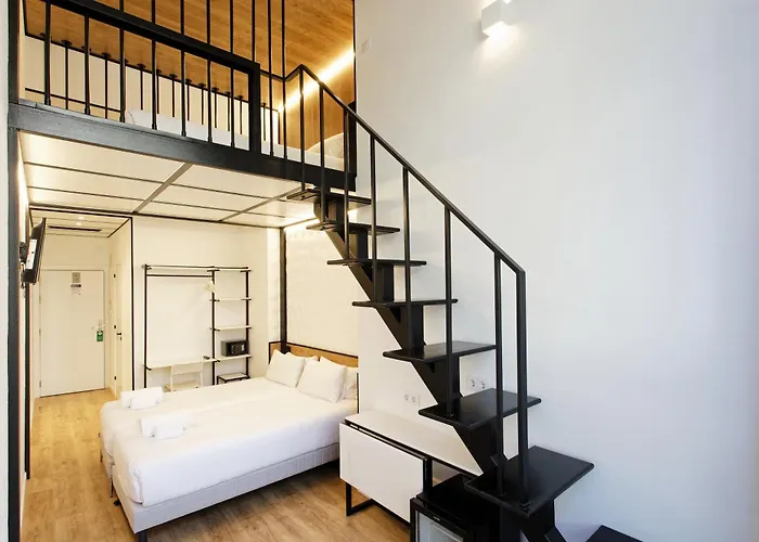 House Hotel 3*